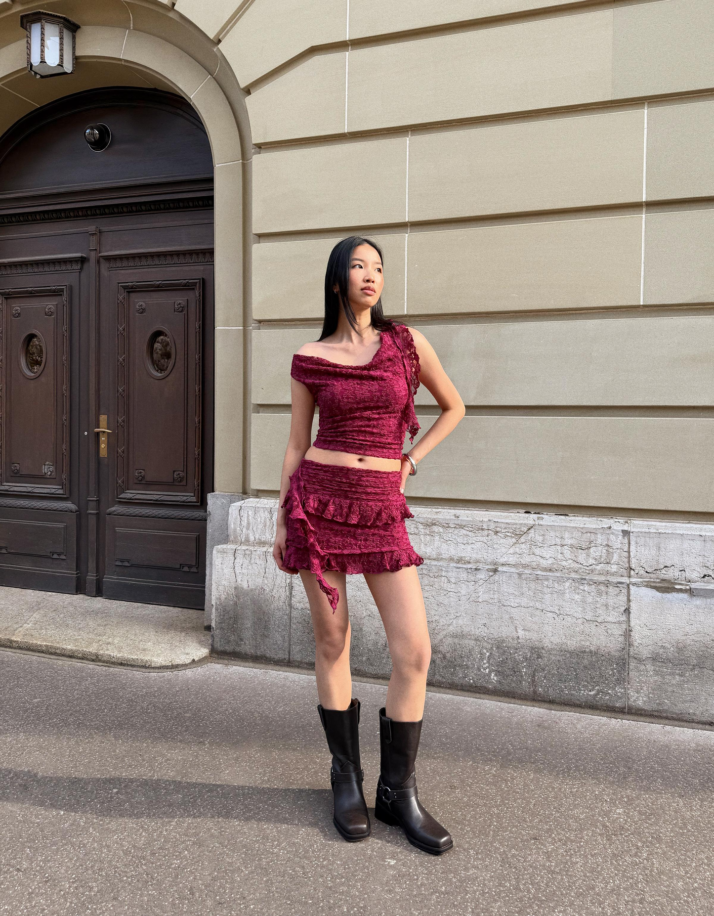 conjunto rojo viral